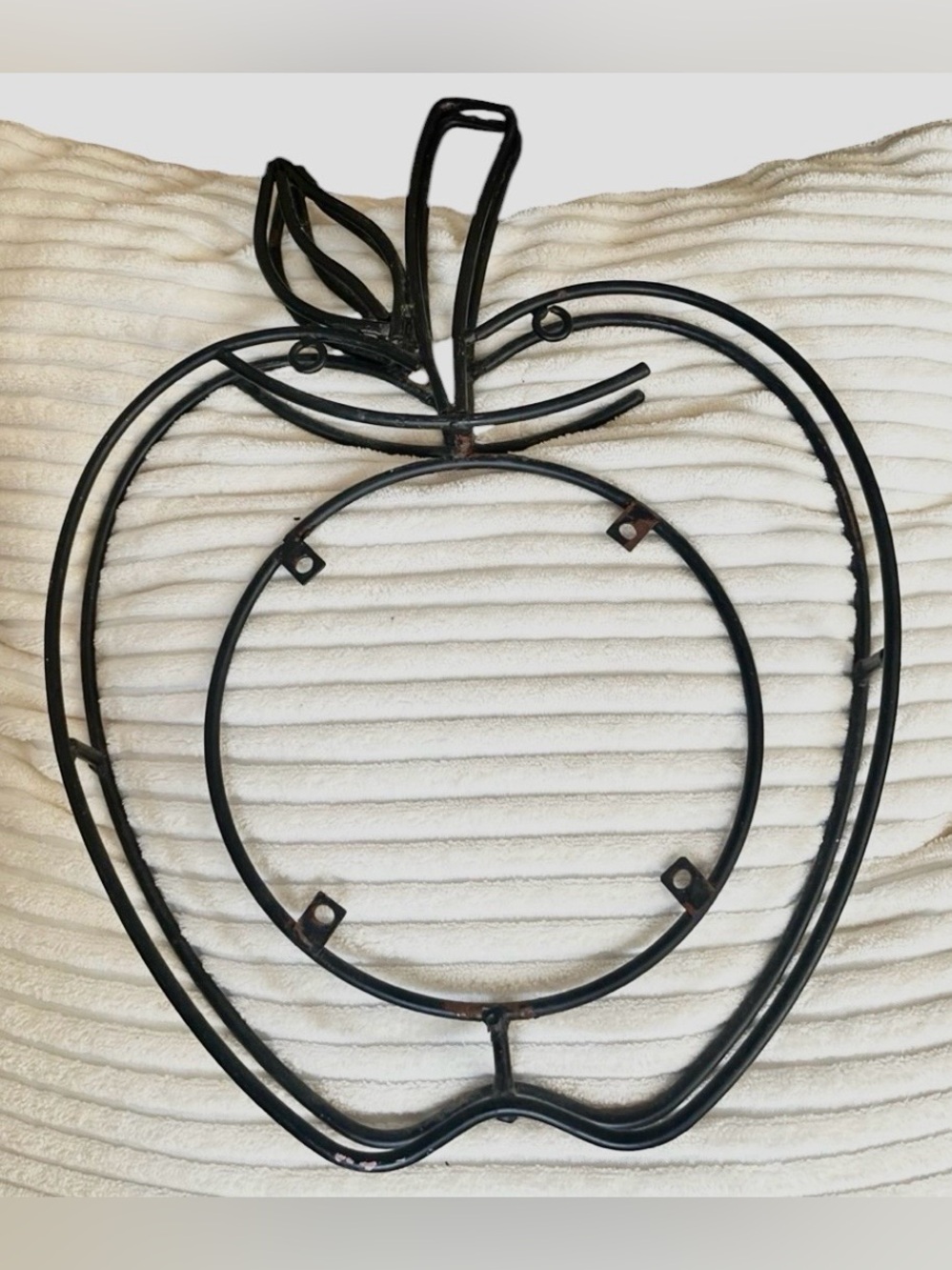 Black Metal Apple Wall Decor Frame - Home Accent